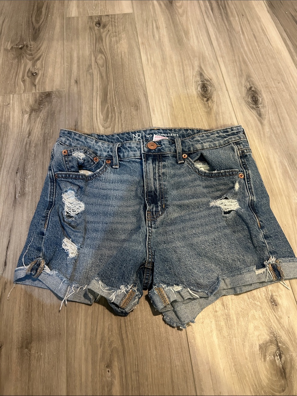 No Boundaries Distressed Blue Jean Shorts